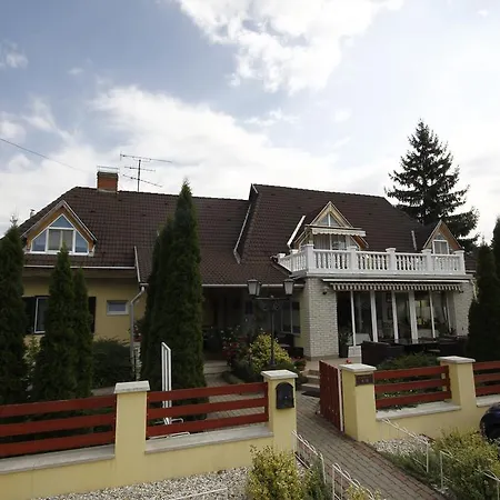 Guest house Parti Panzio 3*